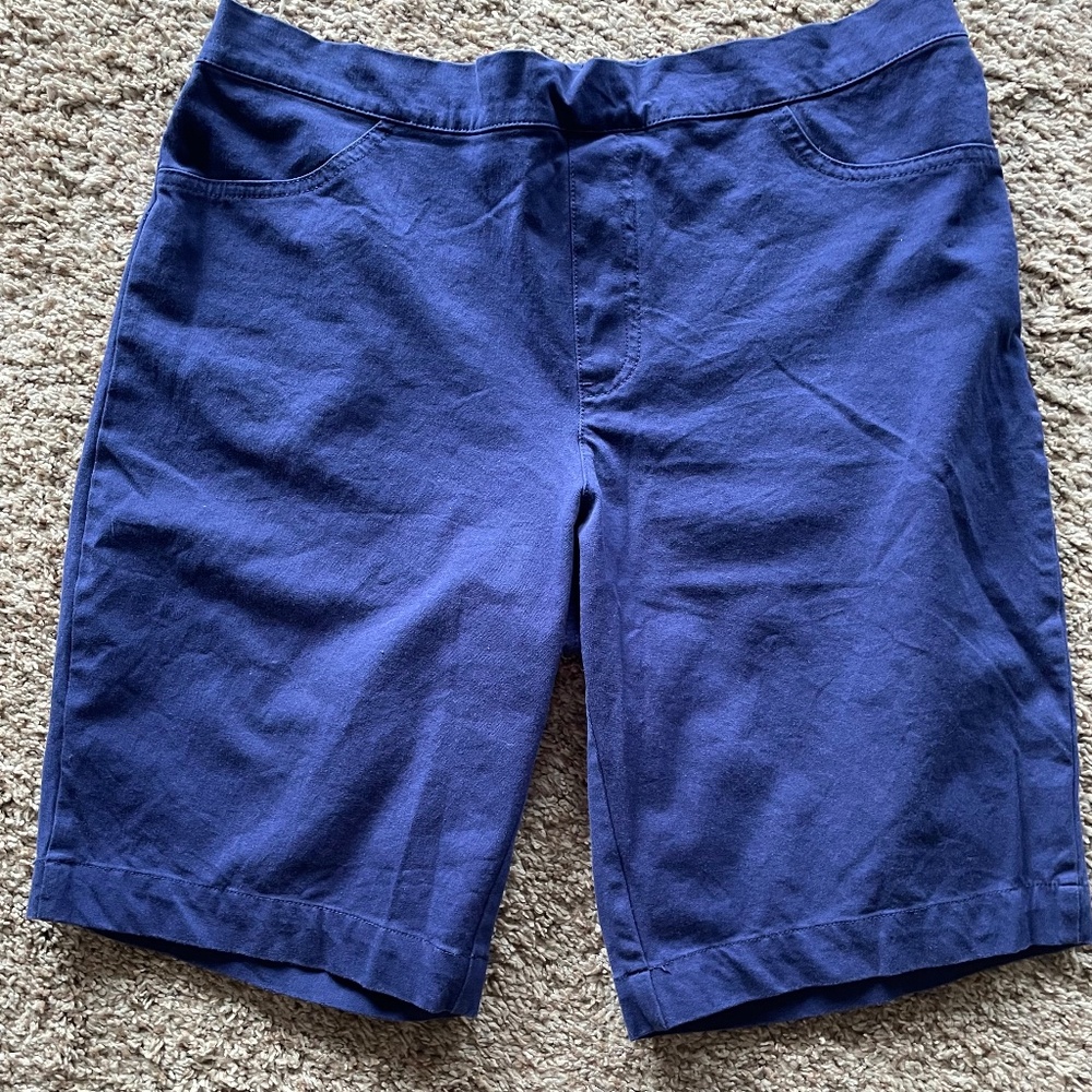 Isaac Mizrahi NAVY Stretch Pull On Bermuda Shorts A289618 10” Inseam